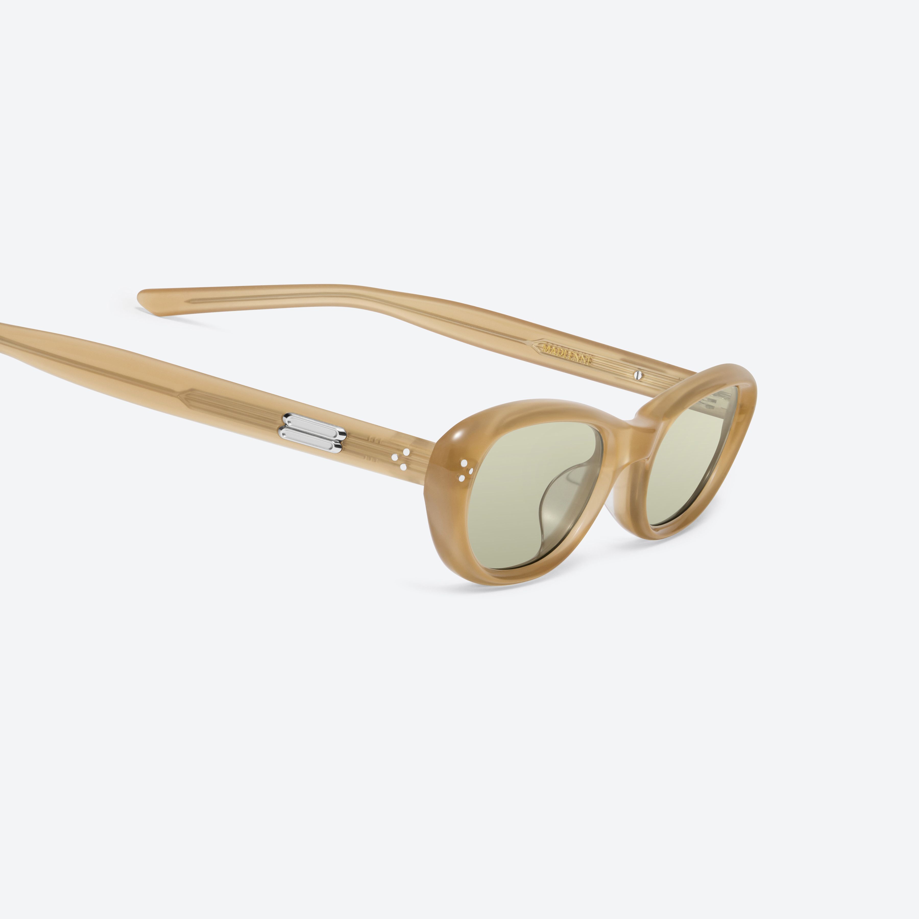 45-degree detailed view of Gentle Monster Madlenne OC3 Orange Acetate framed Cat-eye sunglasses.