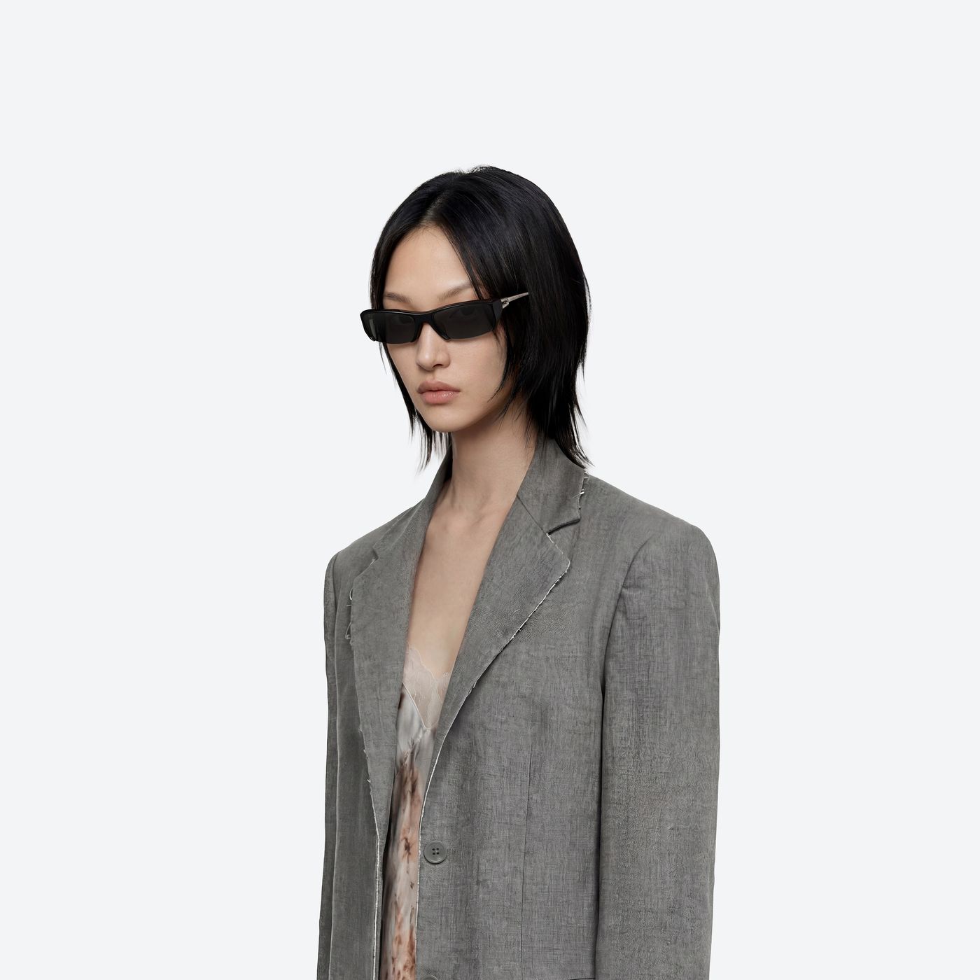 Model wearing the Room 433 01 Black Mixed framed Square sunglasses.