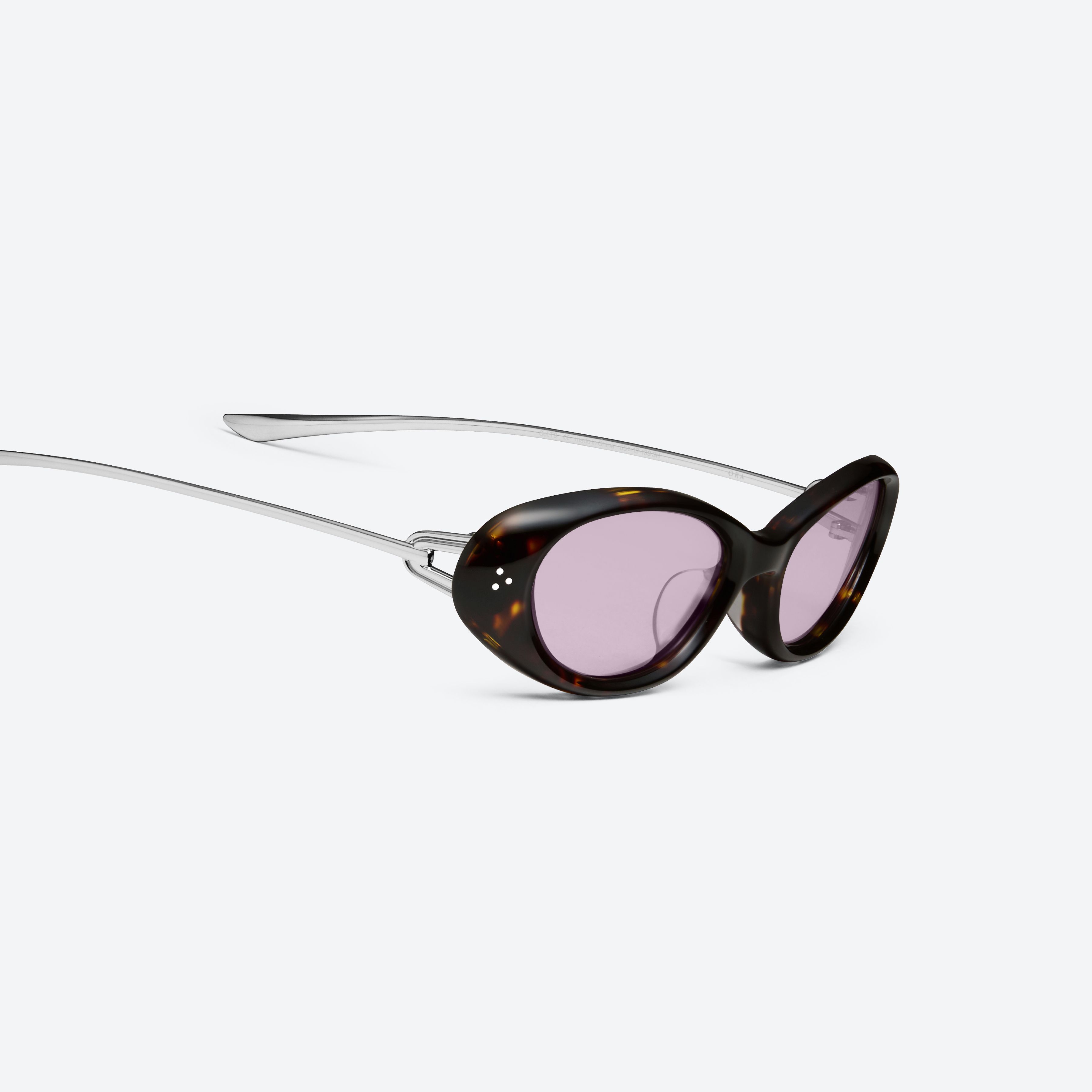 45-degree detailed view of Gentle Monster Ora T9 Tortoise Mixed framed Oval sunglasses.